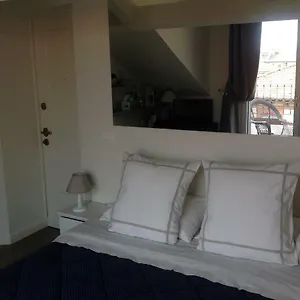  Apartment Pied A Terre With Terrazza In City Center